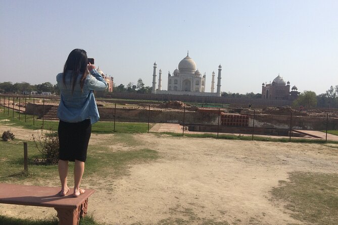 Taj Mahal Day Tour - Agra Fort: Red Sandstone History You Can Actually Walk Through
