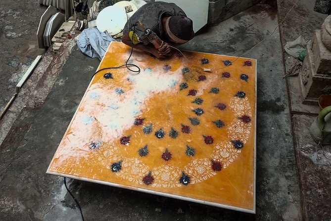 Taj Mahal Handicraft Walk: Explore True India with Artisans - Marble Prachinkari and how it connects to Pietra Dura
