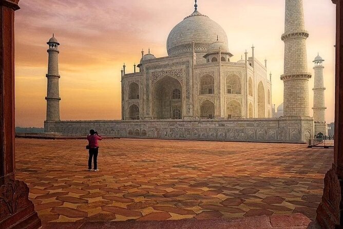 Taj Mahal Sunrise Private Guided Tour - Sunrise at the Taj Mahal: the day actually starts early for a reason