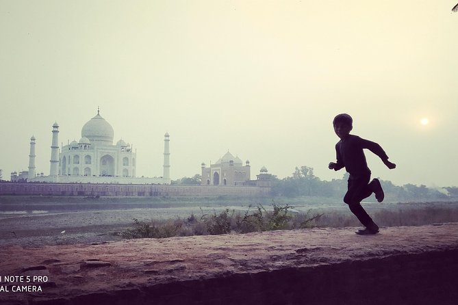 Taj Mahal Sunrise & Sunset All Inclusive Private Luxury Agra Tour - Price and value: $99 makes sense if you use the inclusions