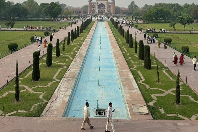 Taj Mahal Sunrise Tour - Weather and fog: what to expect in the early hours