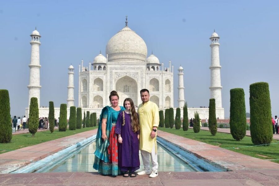 Taj Mahal Sunrise Tour: Express Ticket, Guide & Photos - Optional Agra Fort: A Short Add-On With Big Payoff