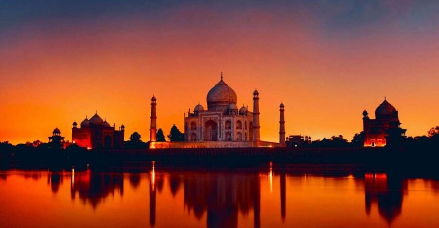 Taj Mahal Sunset View or Morning View Tour with Hotel Pickup - Agra Shopping Time: How to Buy Marble, Saris, Rugs, and Leather Without Regrets