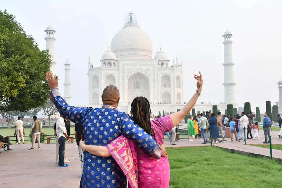 Taj Mahal Tour Fast-Track Entry with Tickets - What You’ll See: Taj Mahal, Gardens, and the Mumtaz Mahal Connection