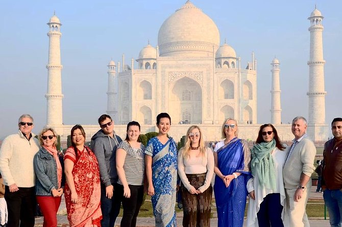 Taj Mahal Trip by Express Train from Delhi - Private Day Tour - Taj Mahal with skip-the-line entry: what you’ll experience