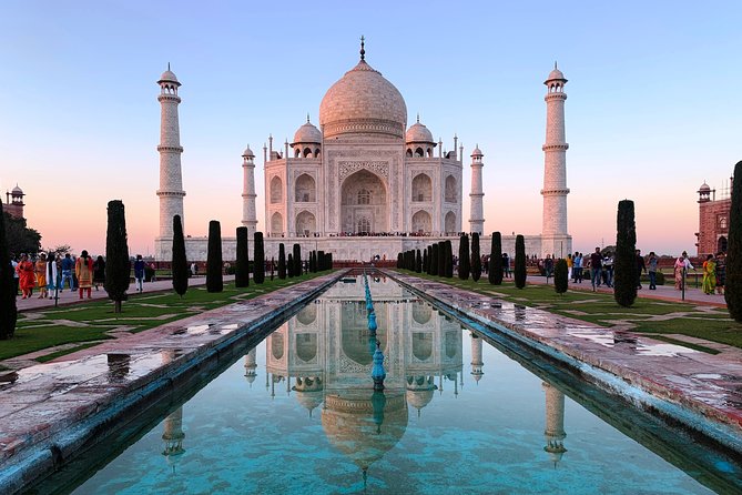 Taj Mahal Virtual Tour with Local Guide(Online Experience ) - A live, private Taj Mahal lesson from home