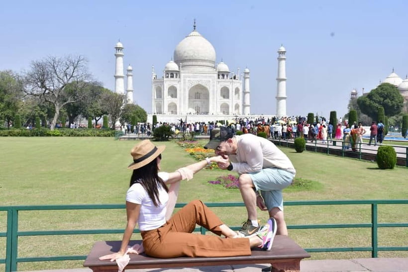 Taj Mahal with Professional Photoshoot - The 4.5-hour flow: from hotel meet to photo handover