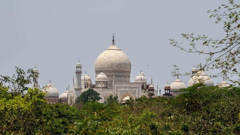 Taj Nature And Country Side Bike Tour - Entering the Taj Mahal: what your guide helps you notice